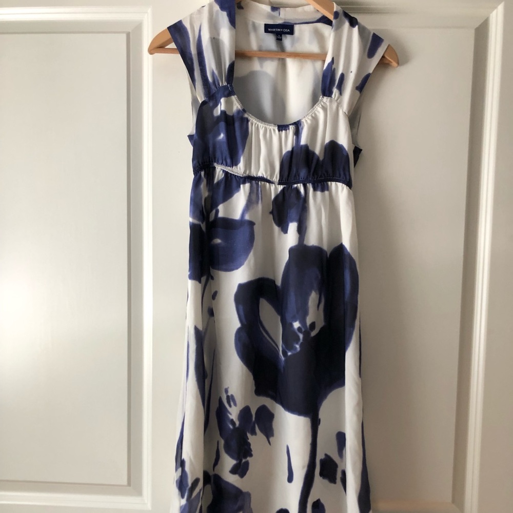 Martin & OSA Women’s floral Dress Size Small